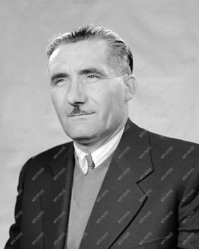 1961-es Kossuth-díjasok - Tőke János
