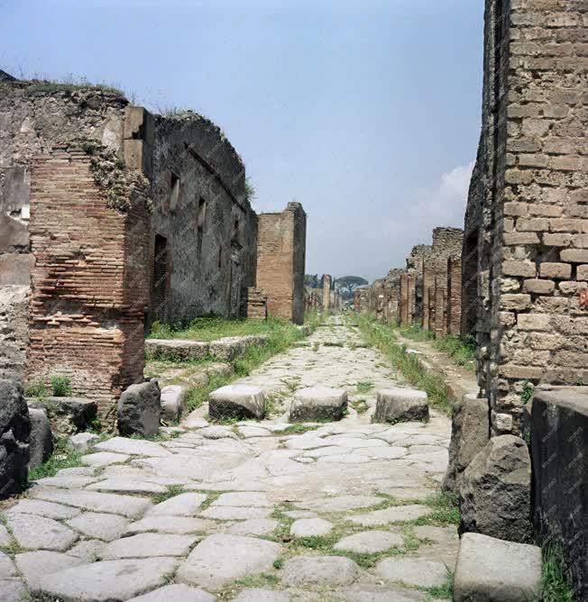 Idegenforgalom - Olaszország - Pompeji  
