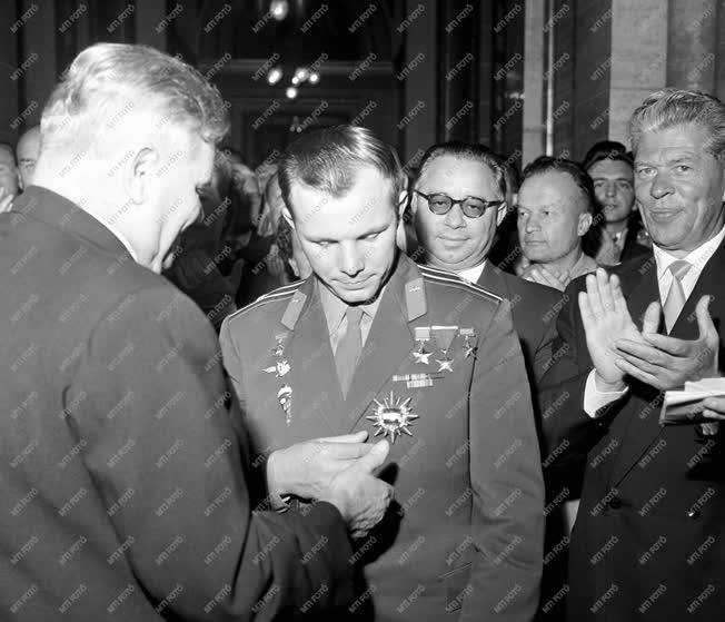 Külkapcsolat - Jurij Gagarin Budapesten