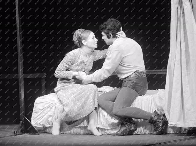 Kultúra - Színház - Shakespeare: Rómeó és Júlia