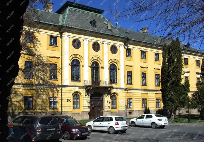 Egyházi épület - Vác - A püspöki palota
