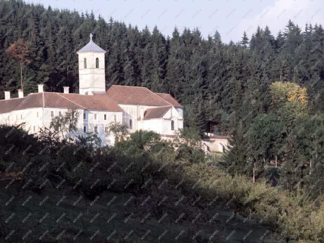 Erdély - Gyergyószárhegy kolostora
