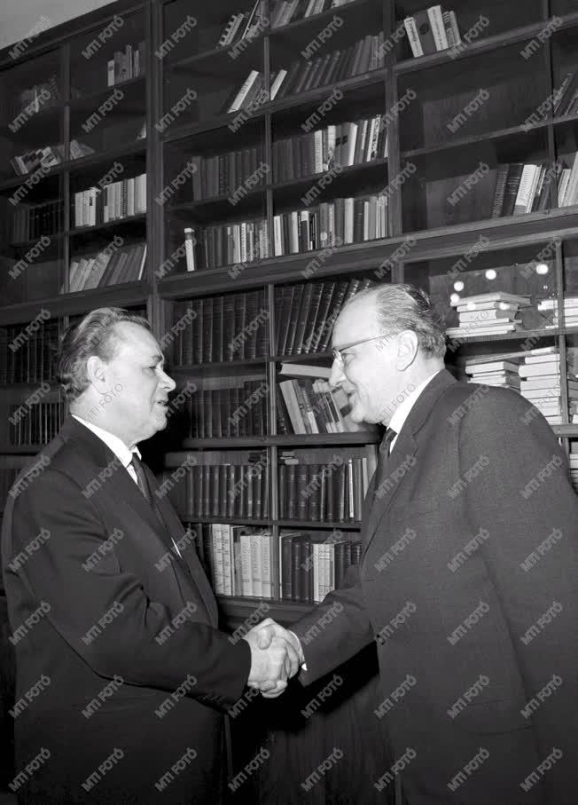 Külpolitika - Magyar-szovjet kereskedelmi megállapodás