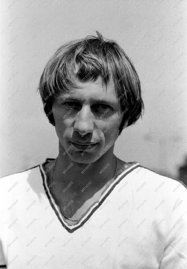 Fazekas László olimpiai bajnok labdarúgó