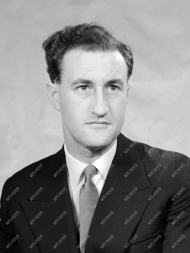 1961-es Kossuth-díjasok - Berend T. Iván
