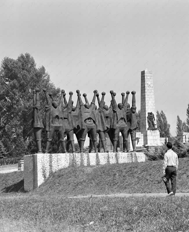 Kultúra - Emlékpark a mauthauseni koncentrációs tábor helyén