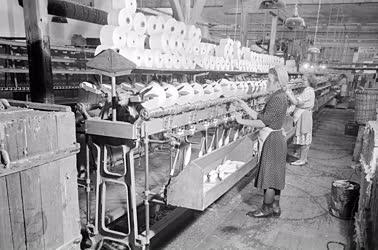 Ipar - A soroksári textilgyárban