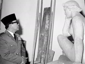 Külkapcsolat - Sukarno elnök látogatása