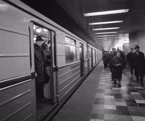 Ipar - Közlekedés - A budapesti metró első napja