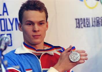 Sport - Olimpia - Güttler Károly ezüstérmével