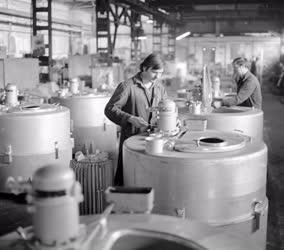 Ipar - Ipari centrifugák gyártása