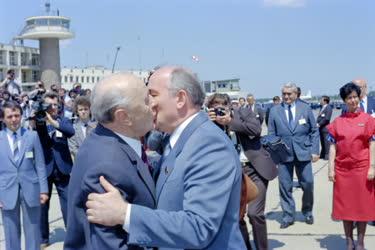 Külkapcsolat - Gorbacsov Budapesten
