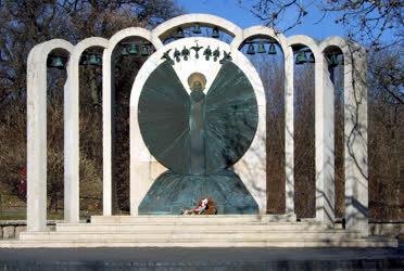 Köztéri emlékmű - Budakeszi - A Himnusz-szobor