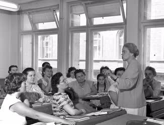 Oktatás - Szovjet pedagógusok Magyarországon
